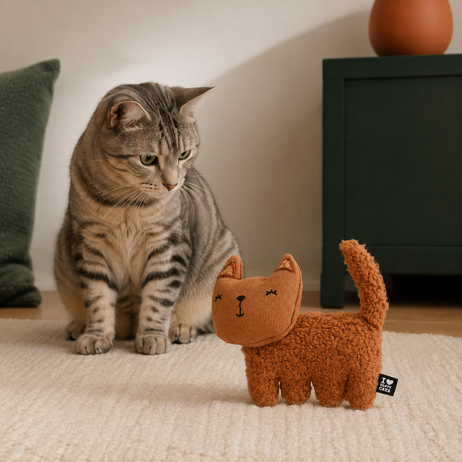 Tretkissen Zoey mit Katzenkräutern – hochwertig inszeniert im modernen Katzenhaushalt